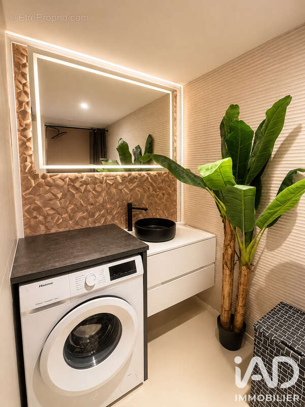 Appartement 40 m² à Saint-Raphael  - photo 8