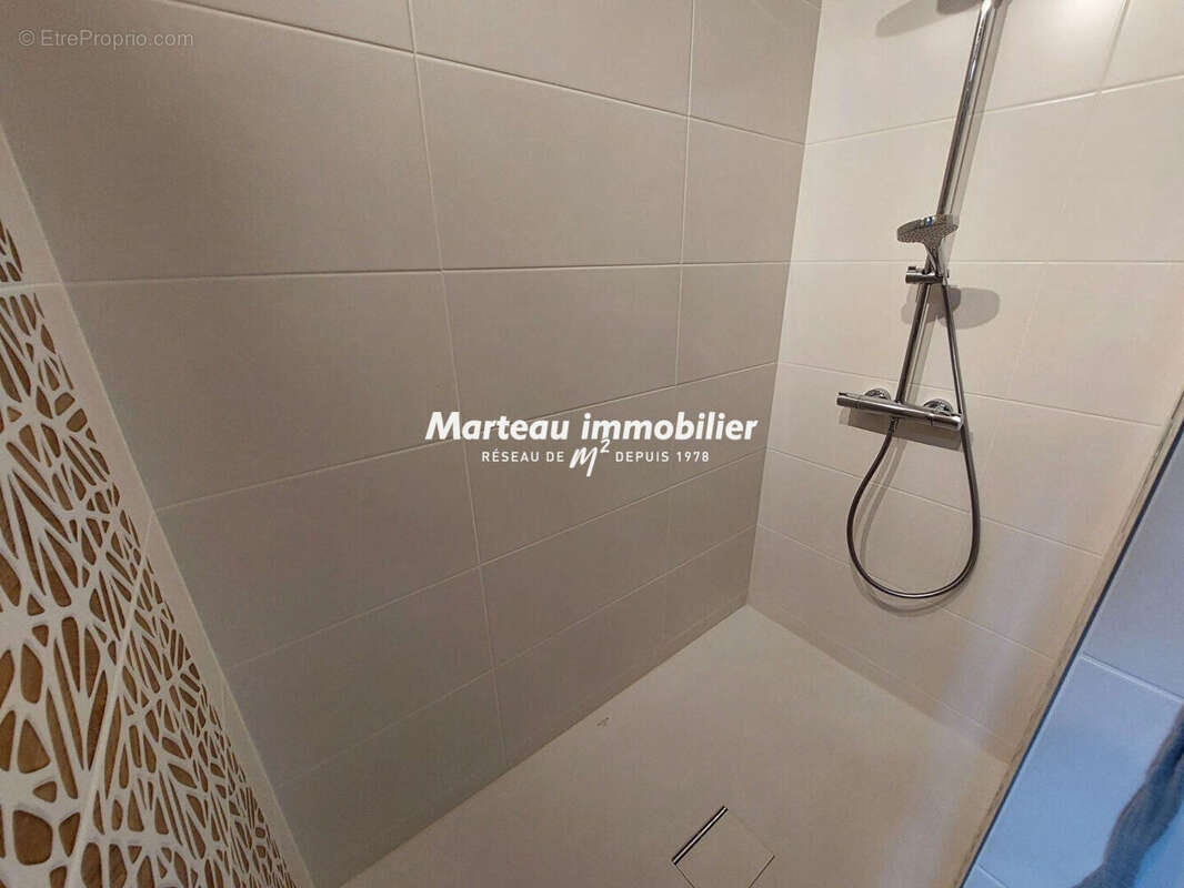 LA BAZOGE - Maison 6 pièce(s) 164 m2 - photo 14