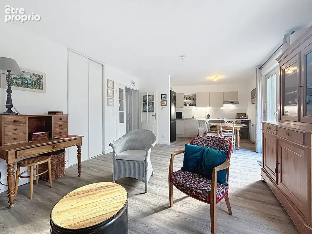 Appartement t2 - grande terrasse  - 2 parking - photo 4