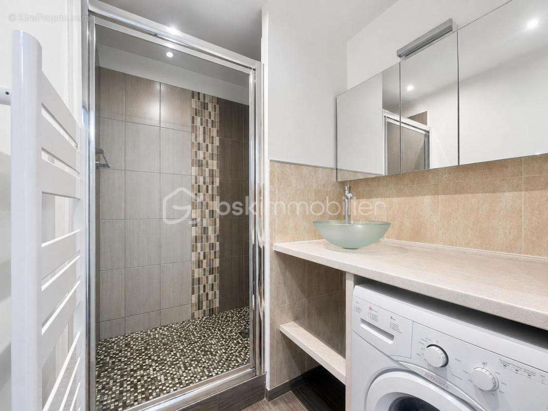 Prenez de la hauteur - emplacement premium au pied du rer val d’europe - photo 14