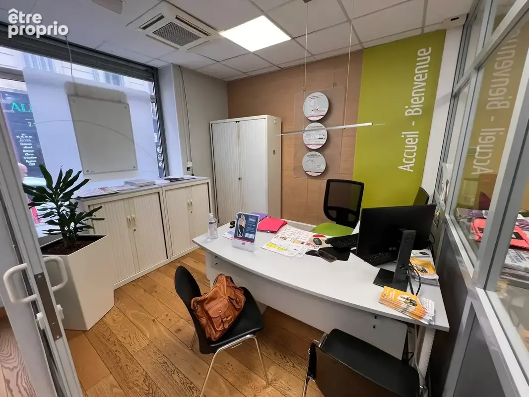 Commerce 60 m² à vendre à Marseille-1e (13001) - photo 3