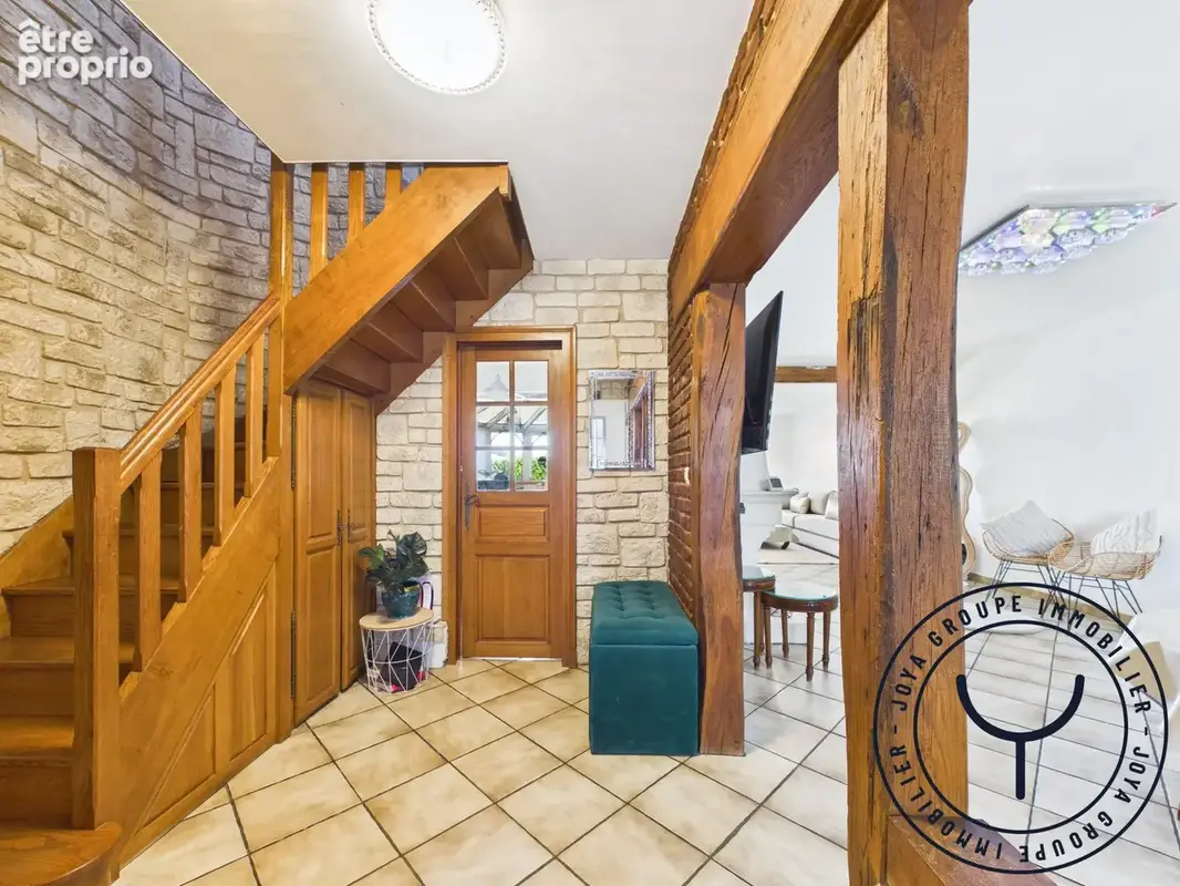 Maison 8 pièces 159 m² à vendre à La Chapelle-Saint-Luc (10600) - photo 4