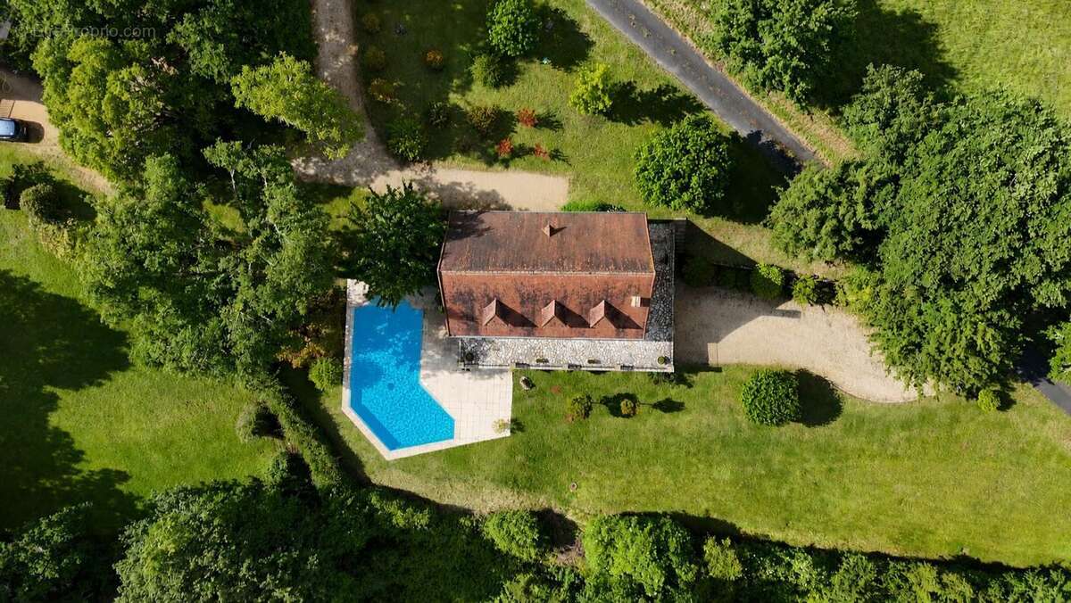 Maison à COUX-ET-BIGAROQUE