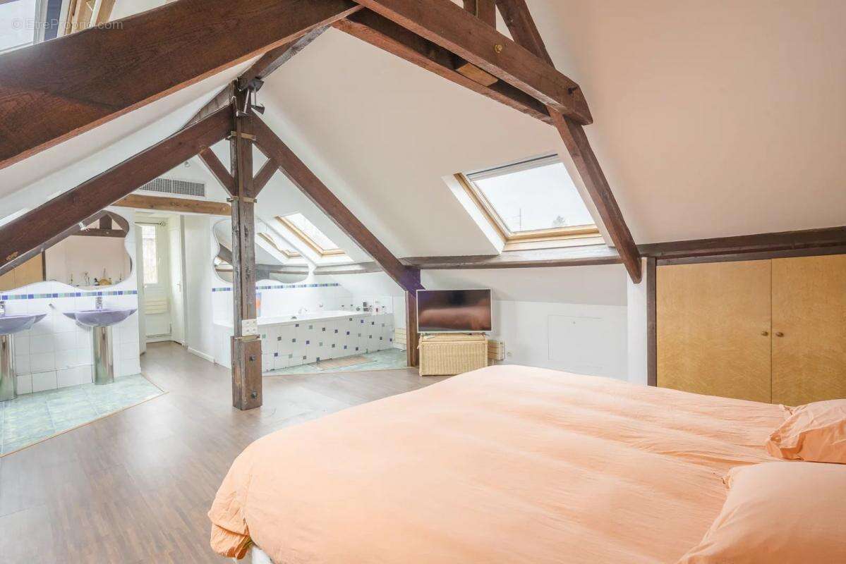 Maison à SAINT-MAUR-DES-FOSSES