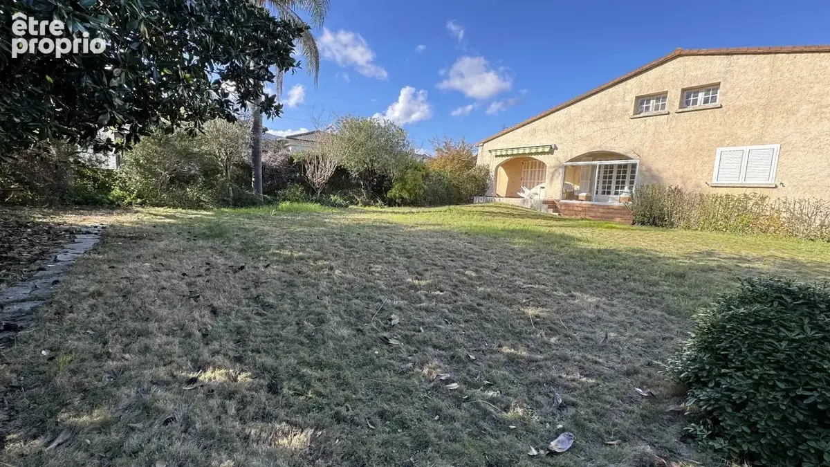 Belle villa à fort potentiel - photo 26