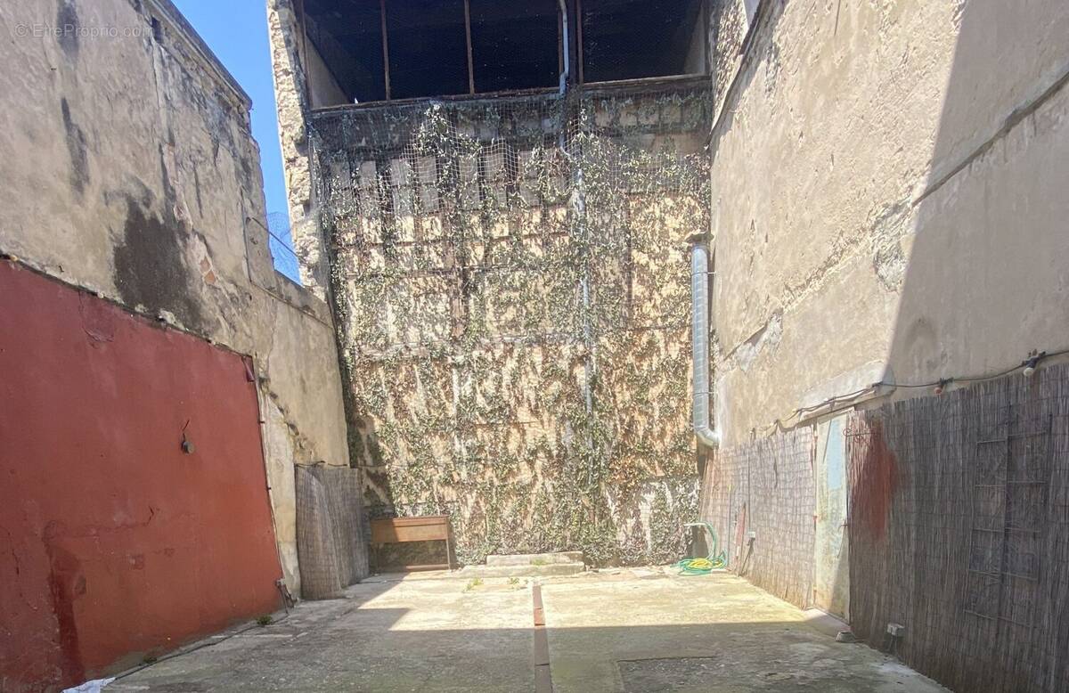 Commerce à BOURG-DE-PEAGE