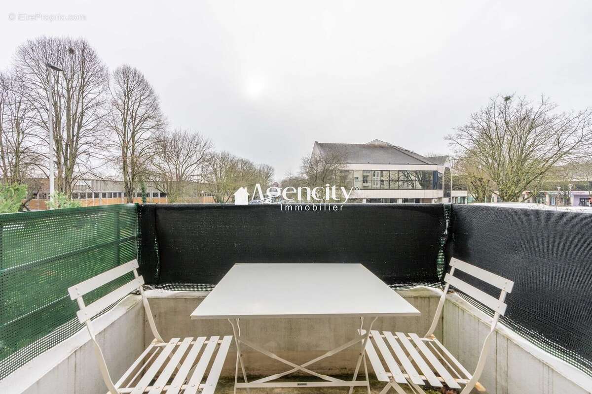 Appartement à TORCY