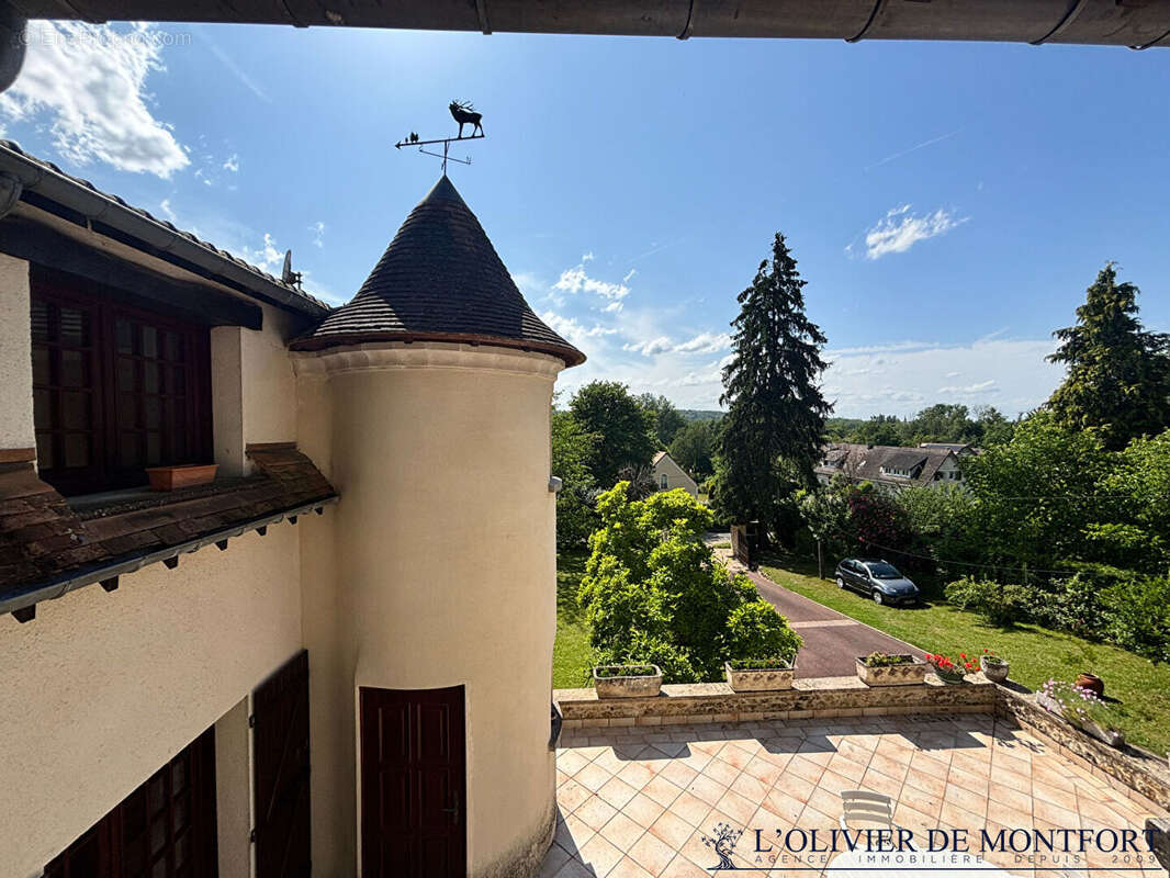 Propriete sur parc de plus d'1 hectare - photo 4