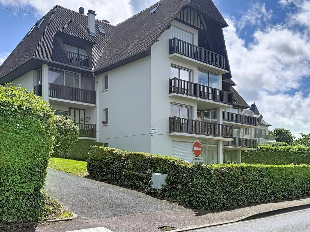 Appartement à BENERVILLE-SUR-MER