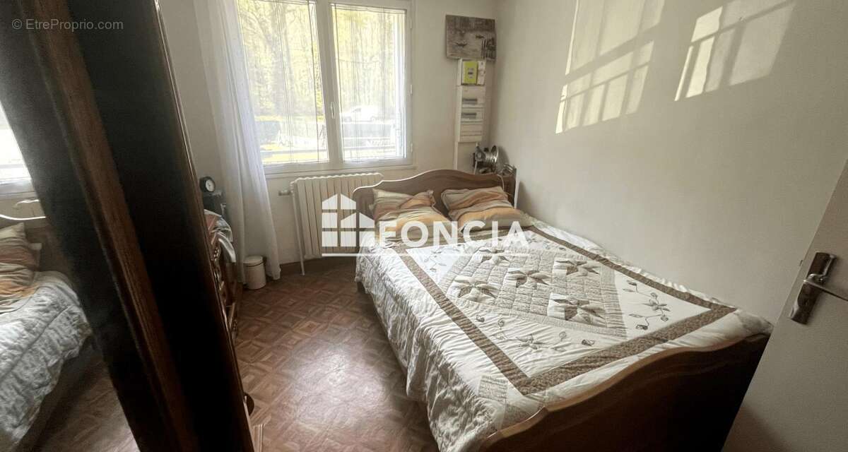 Appartement à VIZILLE