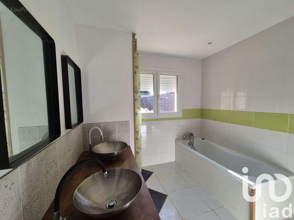 Photo 9 - Maison à LE GUA