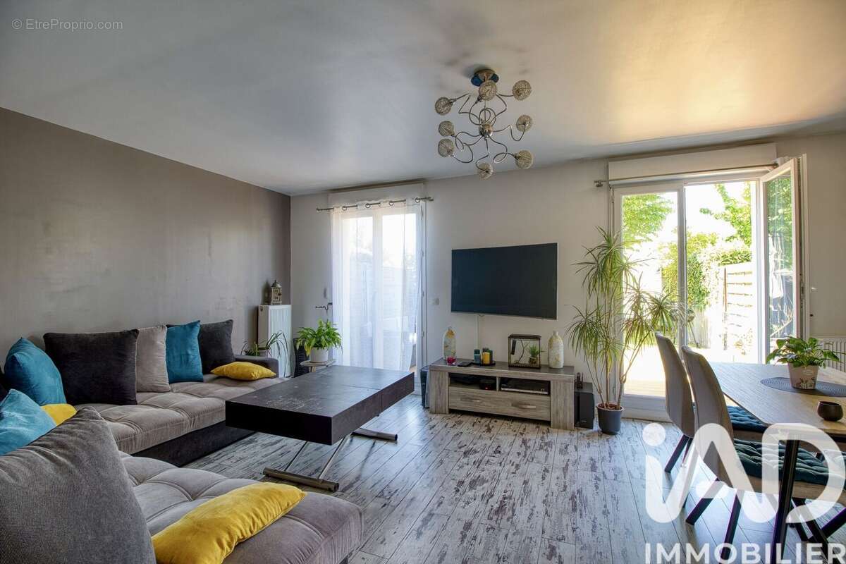 Photo 5 - Maison à SAINT-MAXIMIN