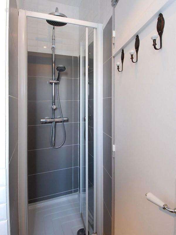 Commerce à PARIS-15E