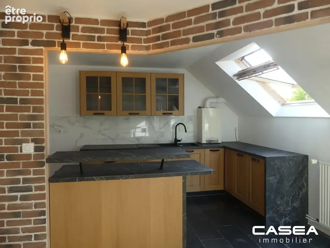 Appartement 4 pièces 80 m² à vendre à Quimper (29000) - photo 2