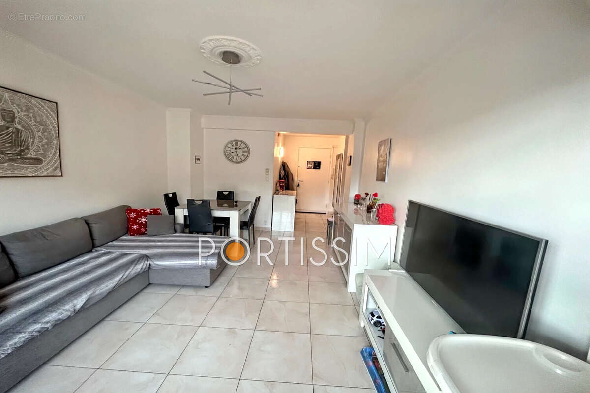 Appartement à CAGNES-SUR-MER