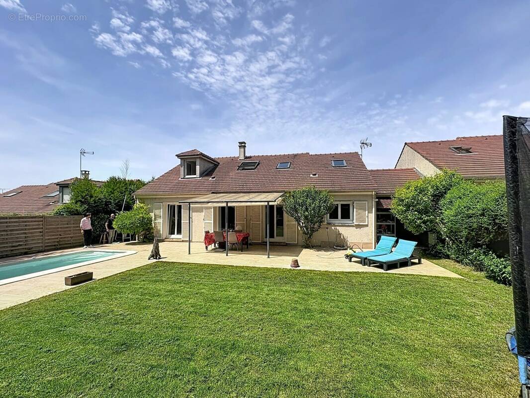 Maison à ORMESSON-SUR-MARNE