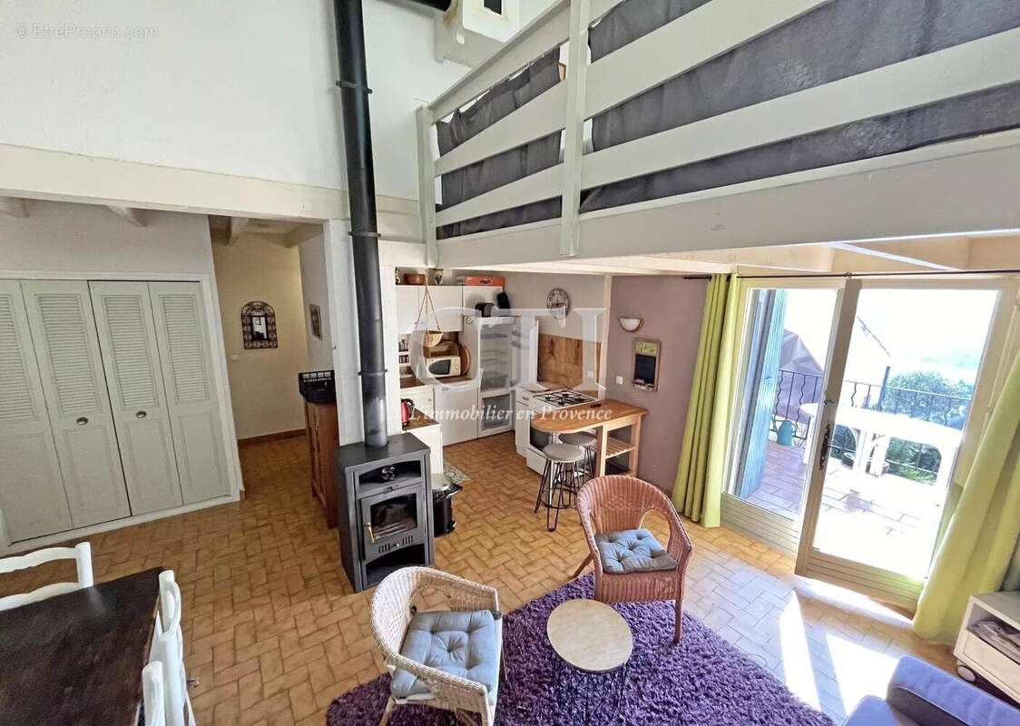 Maison à VAISON-LA-ROMAINE