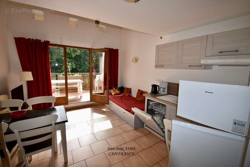 Appartement à BARJAC