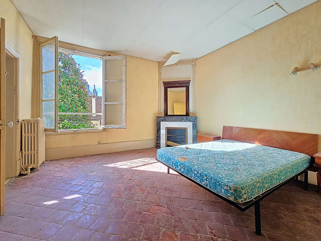 Maison à AUBIGNY-SUR-NERE