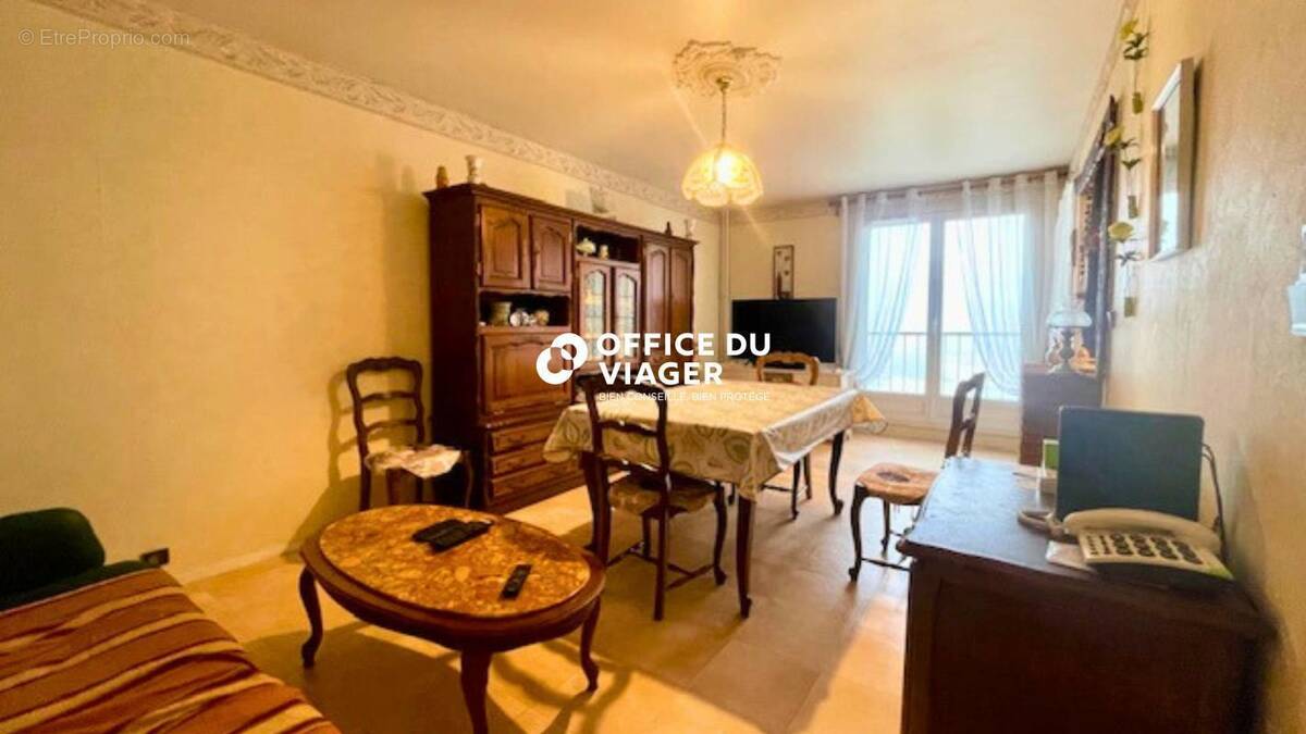 Appartement à CANTELEU