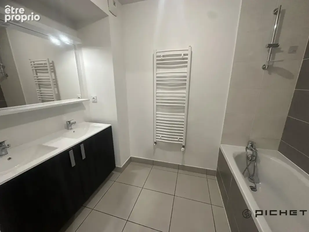 À Vendre Pessac Noès Appartement T3 avec Terrasse et Parking - photo 5