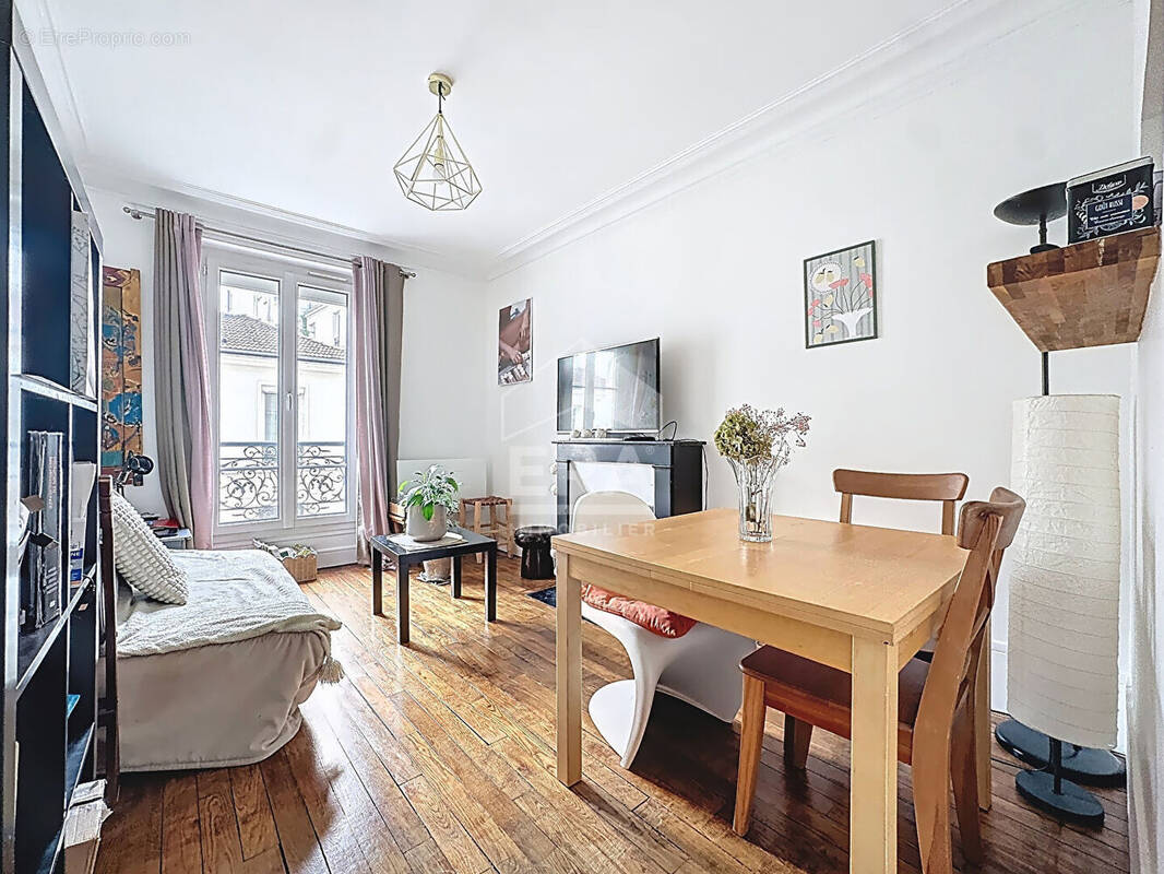 Appartement à PARIS-12E