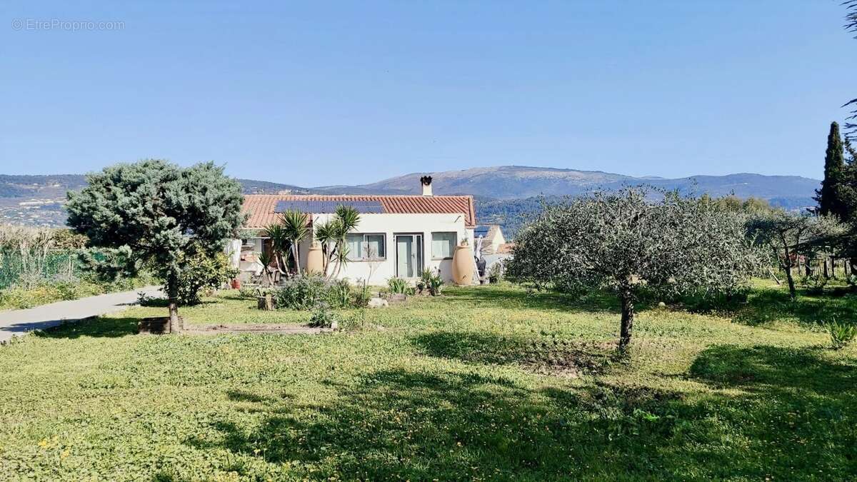 Maison à PEYMEINADE