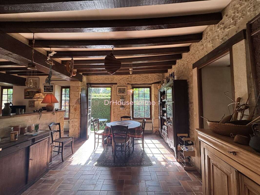 Maison 150 m² à La Chapelle-Souef  - photo 17