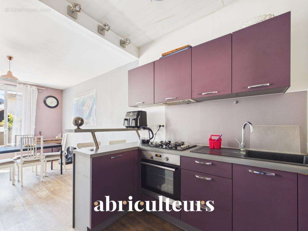 Maison de 6 pièces 140 m² en secteur résidentiel en vente à Argenteuil (95100) - photo 8