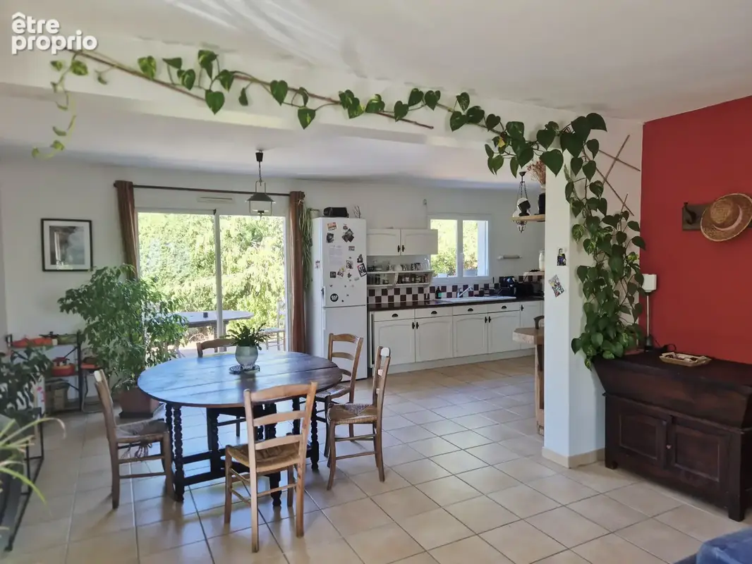 Maison familiale de 111 m2 avec 5 chambres à Cantenay-Épinard - photo 4