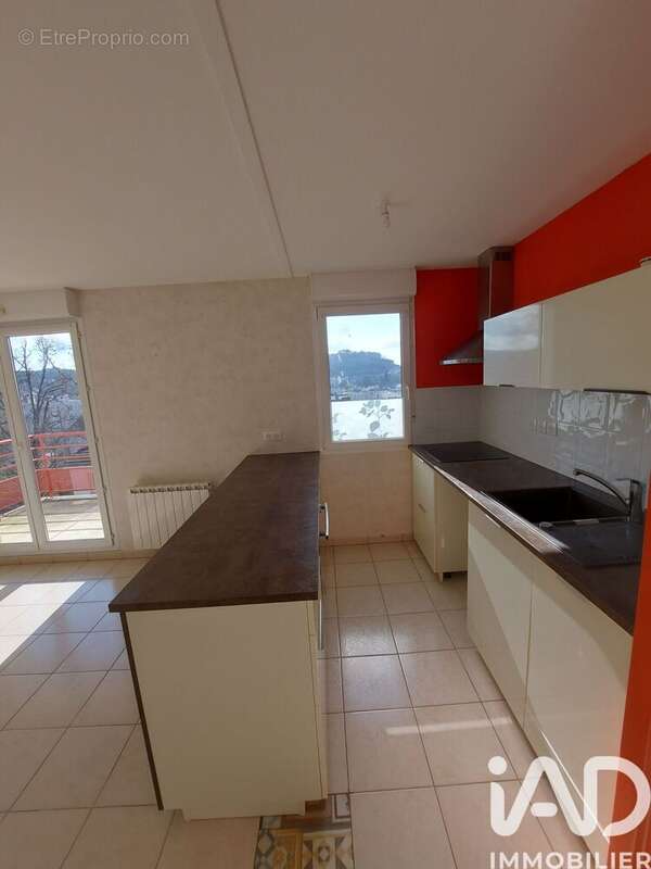 Photo 4 - Appartement à LONS-LE-SAUNIER
