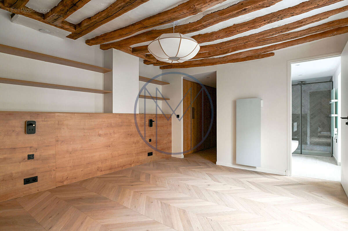 Appartement à VERSAILLES