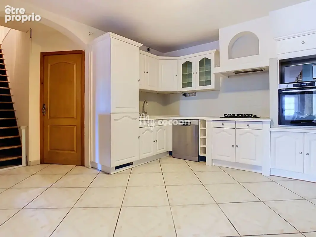 Maison - T4 - 95 m² - photo 6