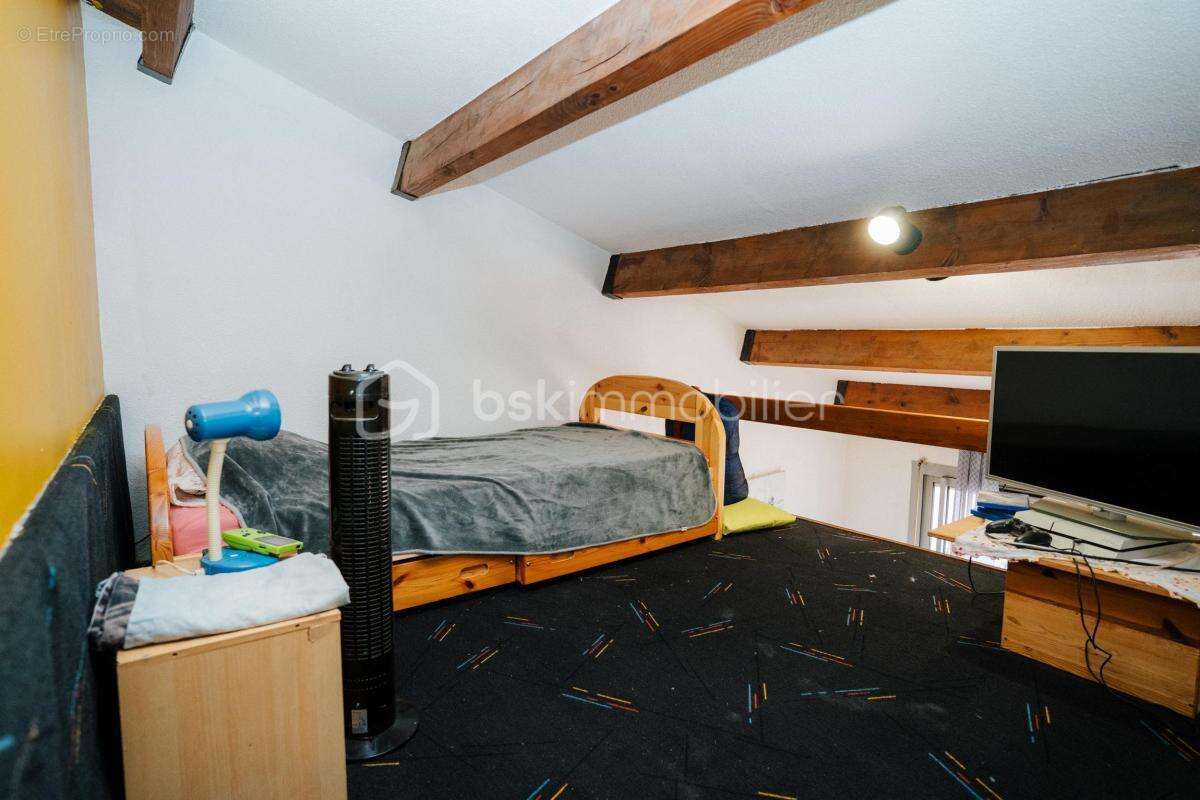 Appartement à VILLENEUVE-DE-LA-RAHO