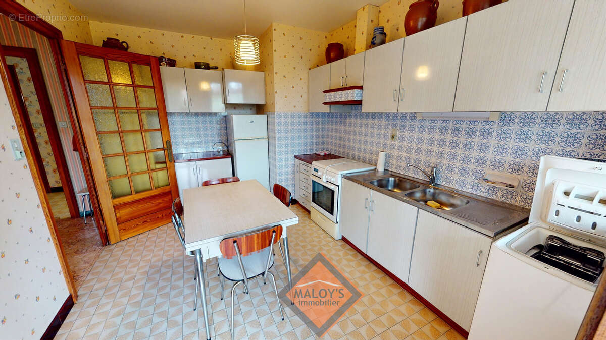 Maison à CHAZAY-D'AZERGUES
