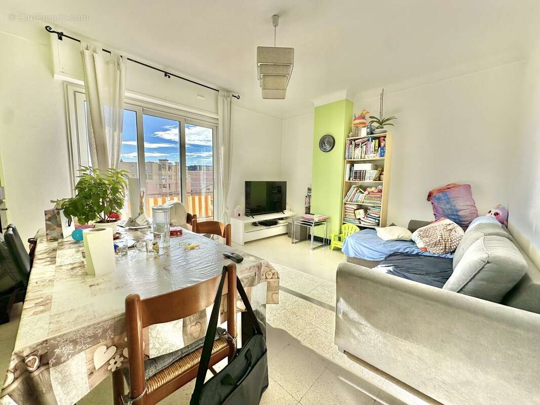 Appartement à ROQUEBRUNE-CAP-MARTIN