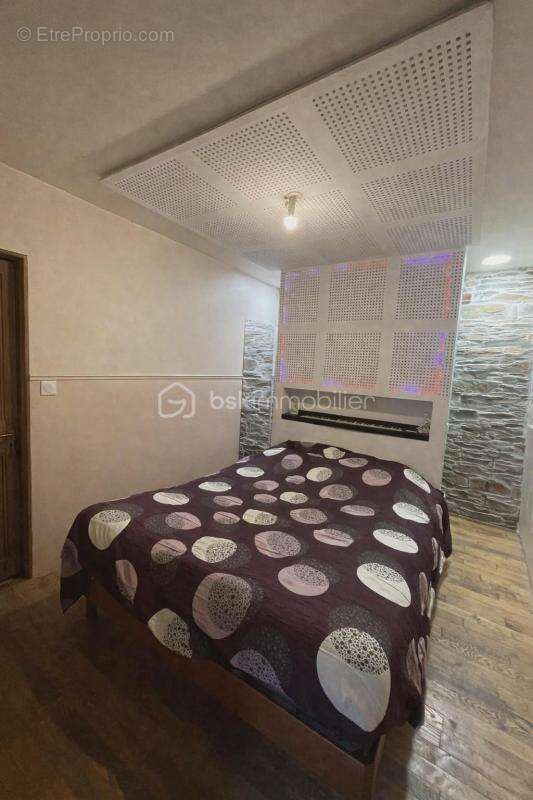 Maison à LA BARRE-DE-SEMILLY