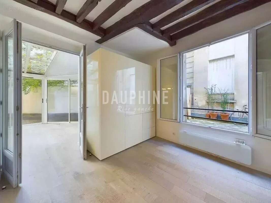Appartement à PARIS-6E