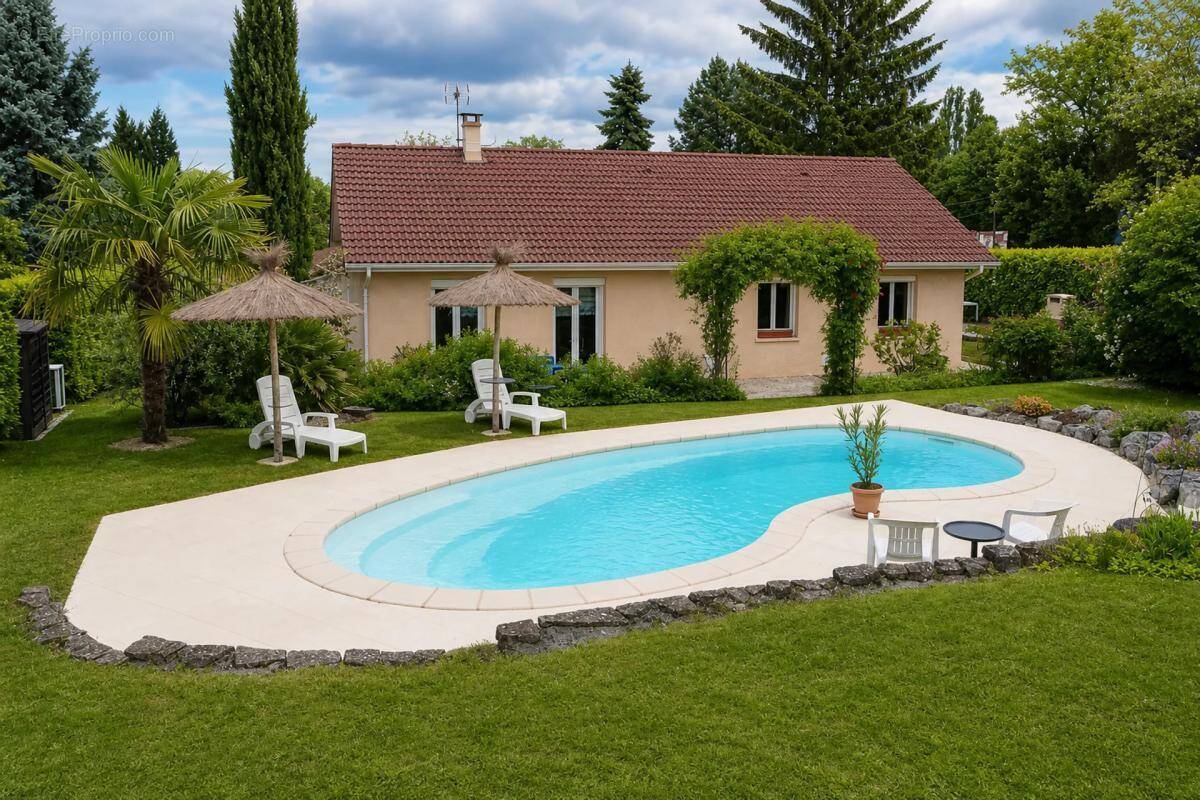 Maison à CESSIEU