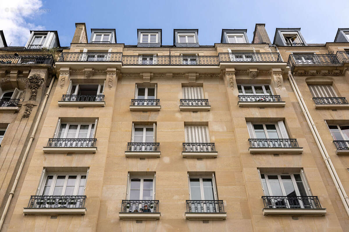 Appartement à PARIS-12E