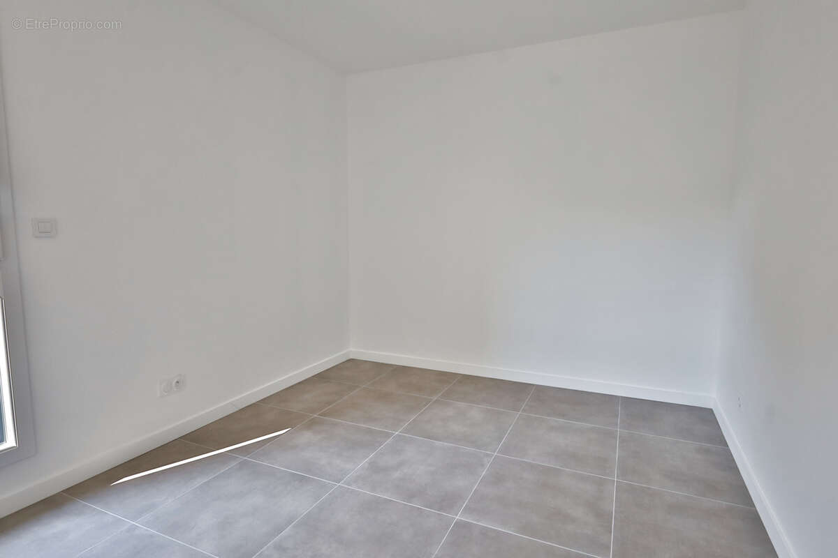 Maison Type 4 - 88 m2 habitables - Terrain 300 m2 - - photo 8