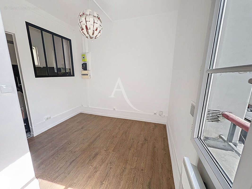 Appartement à PARIS-12E