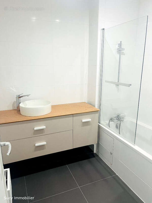 Appartement à CHENNEVIERES-SUR-MARNE