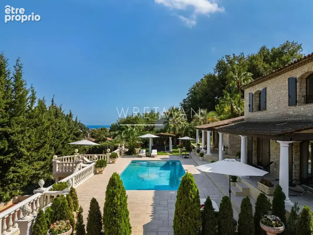 Photo Maison à Cagnes-Sur-Mer au prix de 2 120 000€