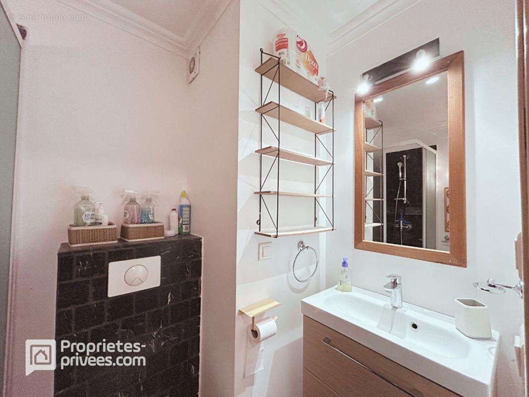 Appartement à BORMES-LES-MIMOSAS