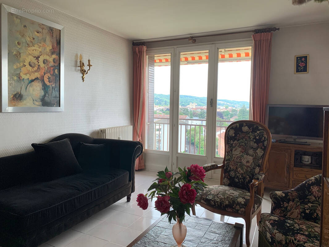 Appartement à BOURGOIN-JALLIEU