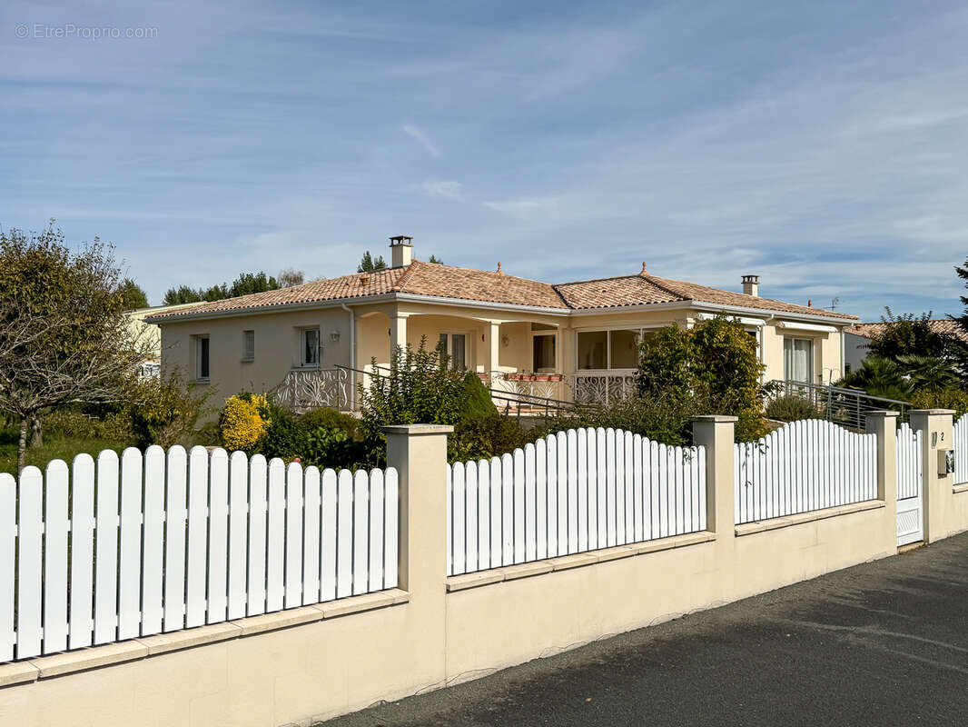 Maison à SAINT-PALAIS-SUR-MER