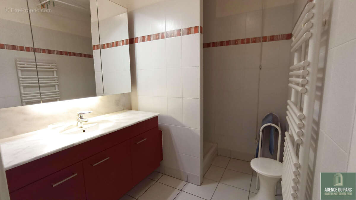 Appartement à VILLE-D'AVRAY