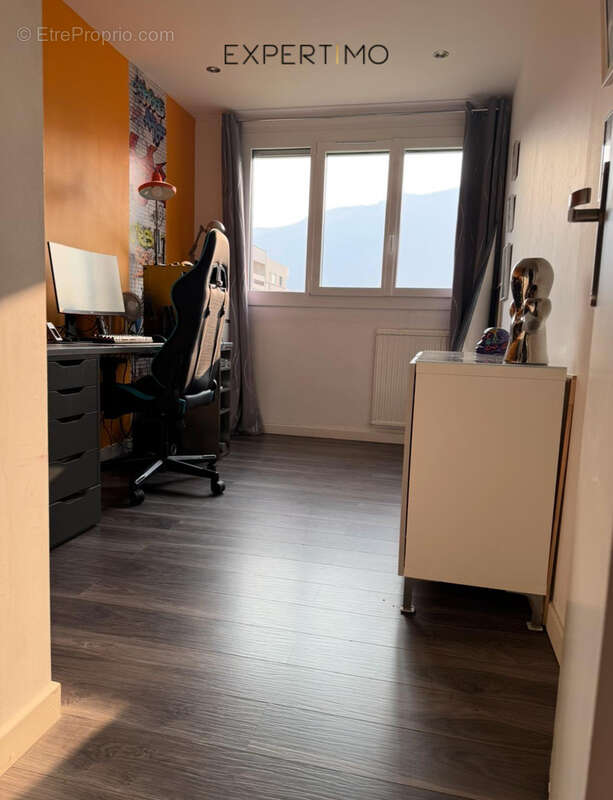 Appartement T4 de 83 m2 avec grand balcon   Résidence du Château - photo 12
