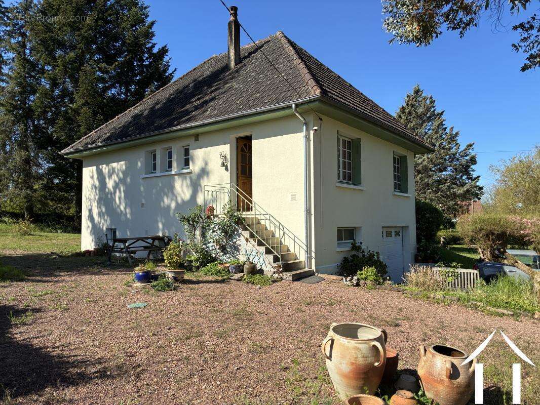 Maison à EPIRY